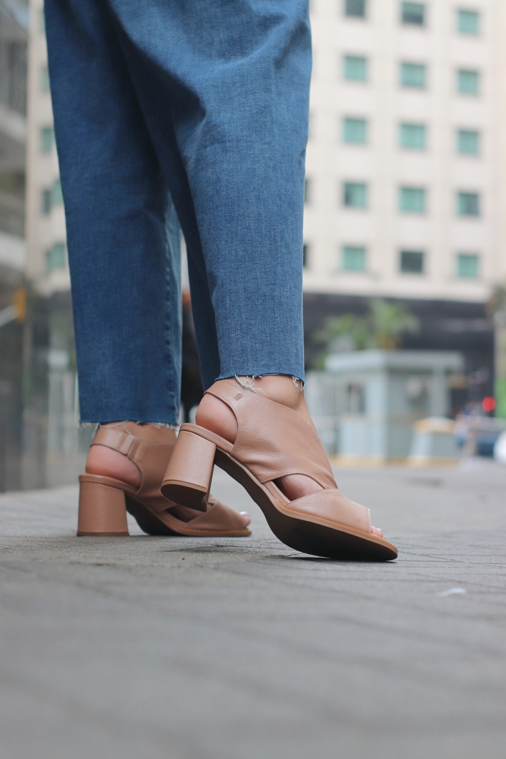 Sandália Veneza: da calça jeans ao vestido de festa!