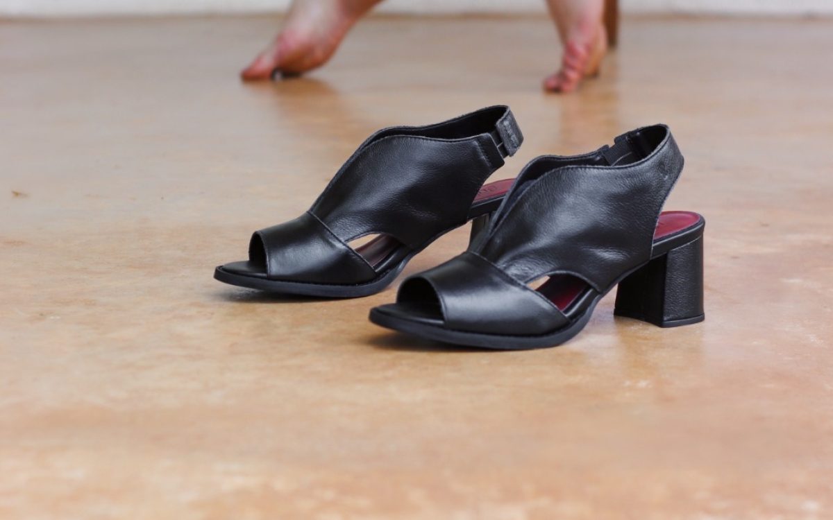 Sandália de salto bloco: 5 motivos para ter uma no armário!